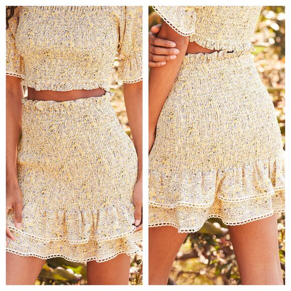 Lulus Too Darling Yellow Floral Printed Smocked Mini Skirt Large - Picture 6 of 6